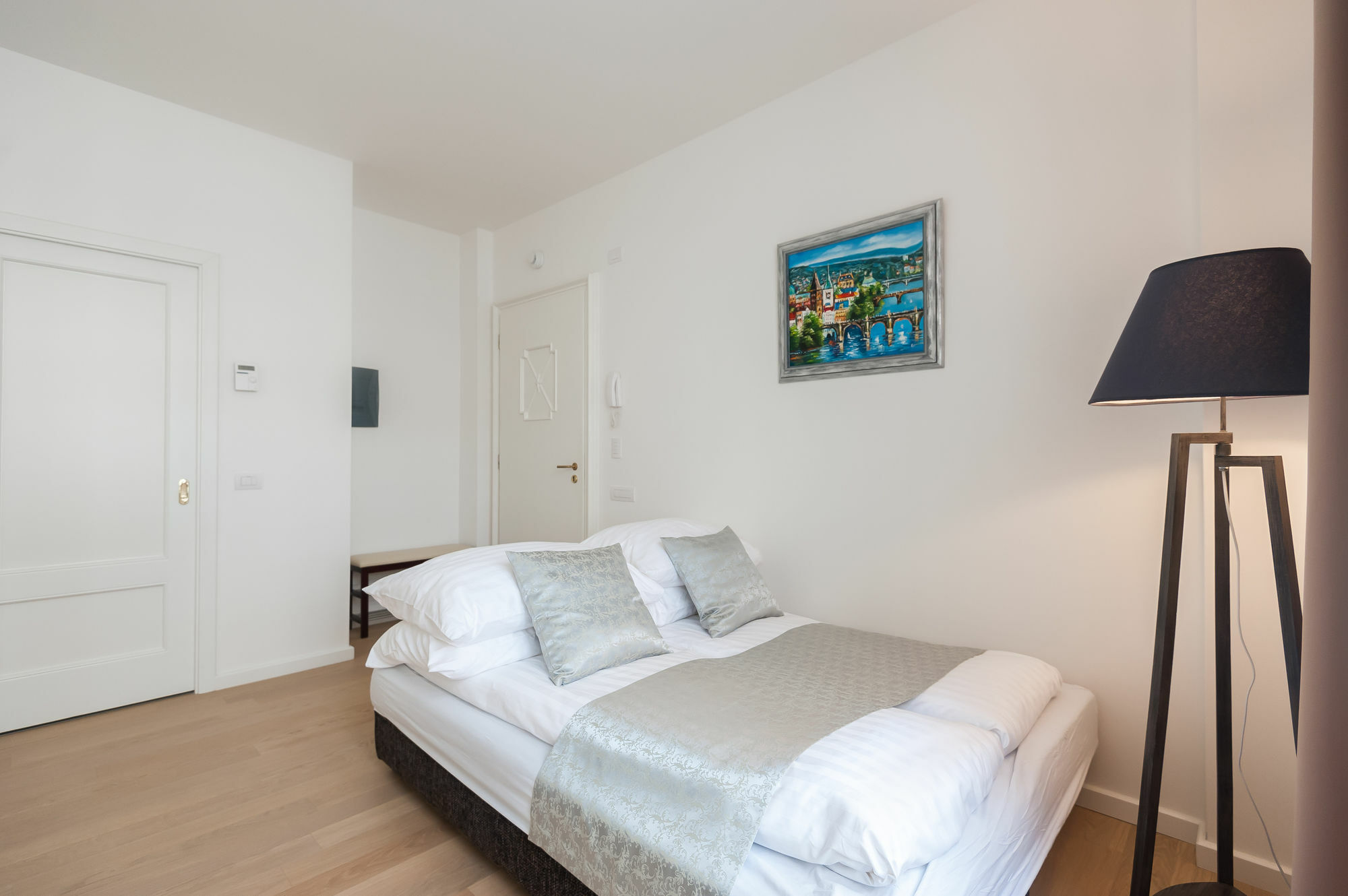 Old Town Boutique Suites Praag Buitenkant foto